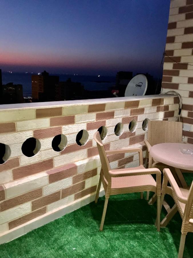 الاسكندرية مفروش فيو بحر البيطاش شهر العسل Apartment